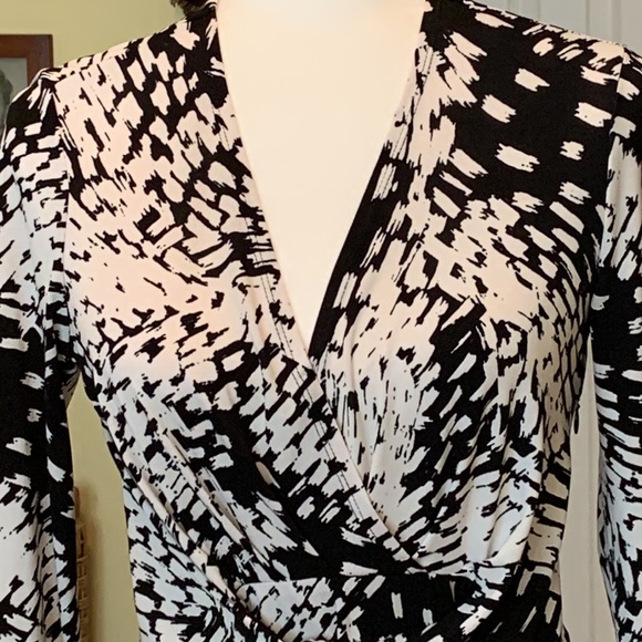 MICHAEL KORS Black and White Jersey Tie Front Dress Size 2 - Picture 2 of 10